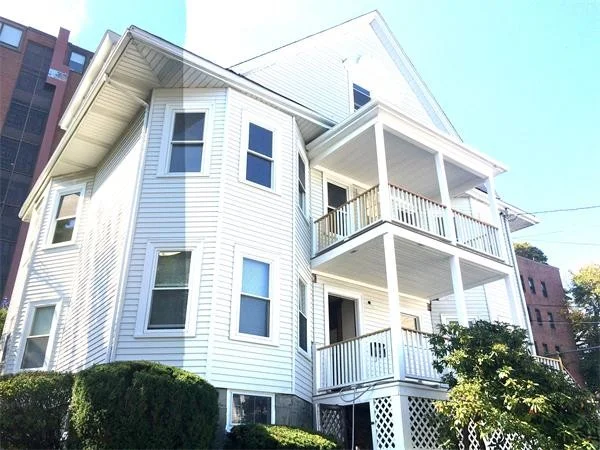 4 bed, 3 bath apartment for rent at 19 Upland Park Unit 2, Winter Hill — photo 26 of 26