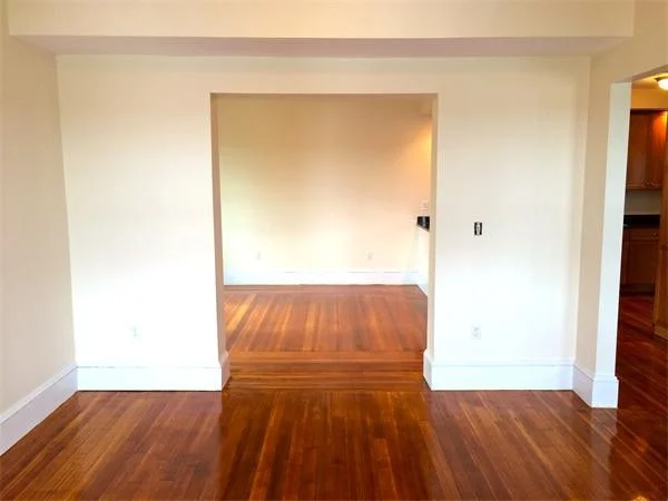 4 bed, 3 bath apartment for rent at 19 Upland Park Unit 2, Winter Hill — photo 8 of 26
