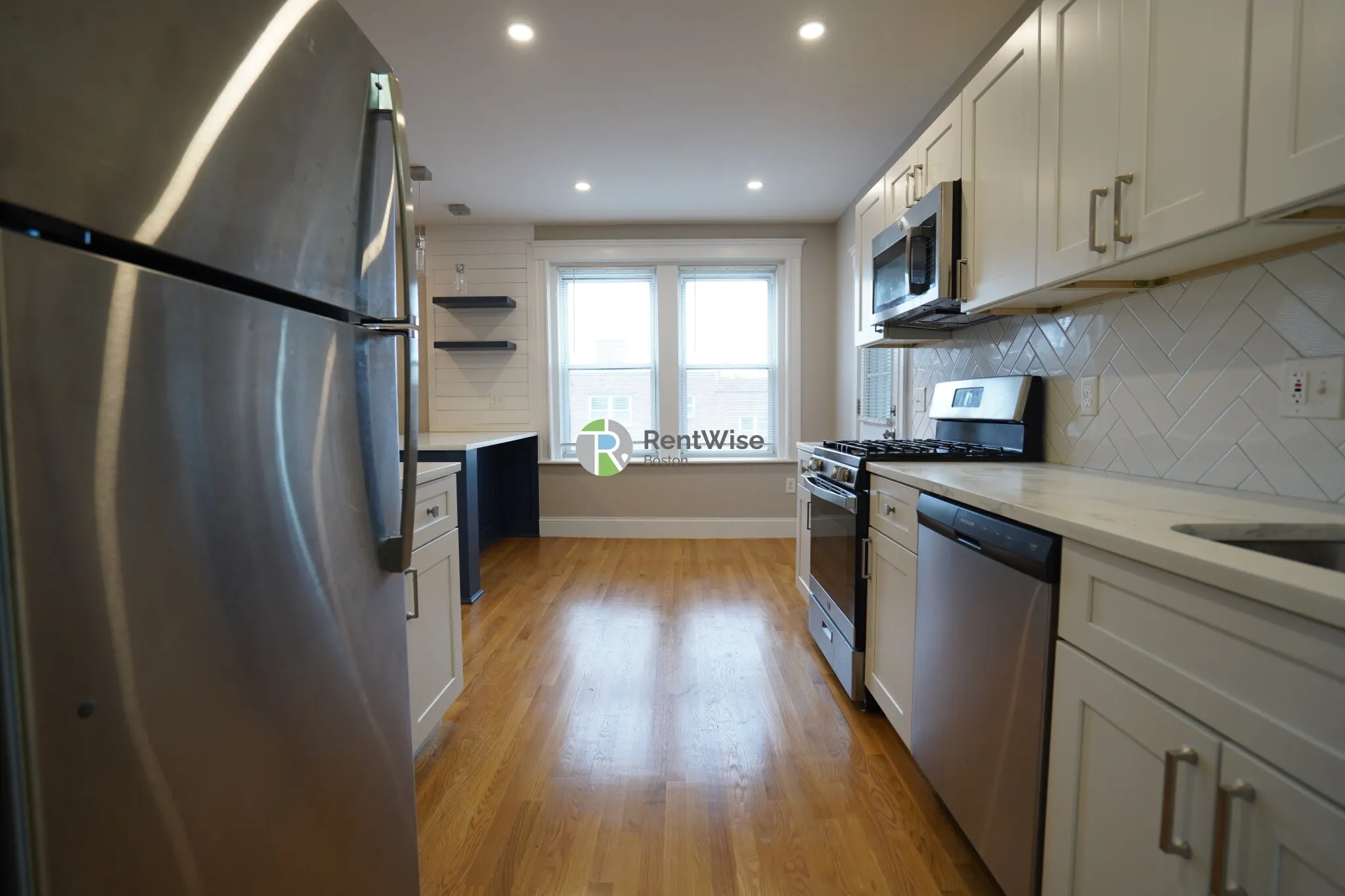 2 bed, 1 bath apartment for rent at 19 Vinal St Unit 10, Brighton — photo 9 of 20