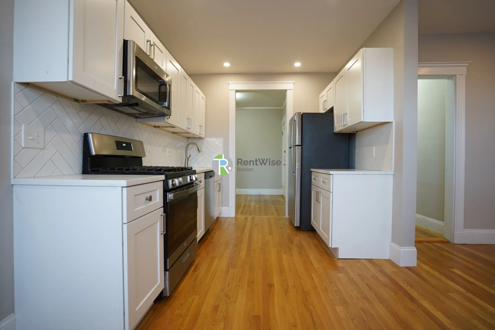 2 bed, 1 bath apartment for rent at 19 Vinal St Unit 10, Brighton — photo 8 of 20