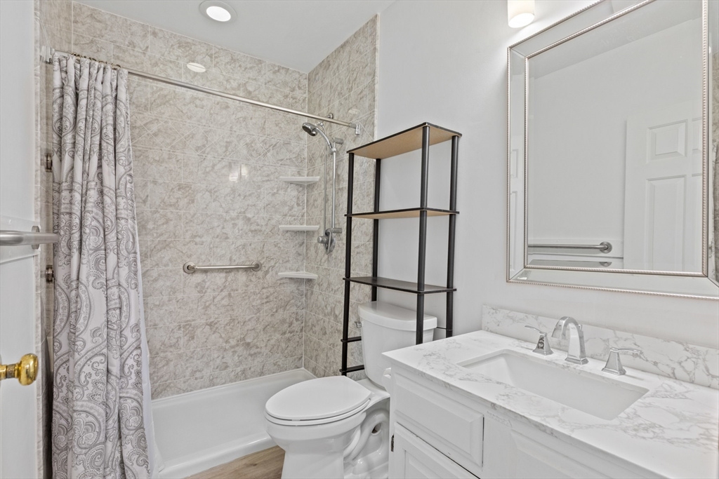2 bed, 1 bath apartment for rent at 19 W Main Unit 14, Merrimac — photo 21 of 25