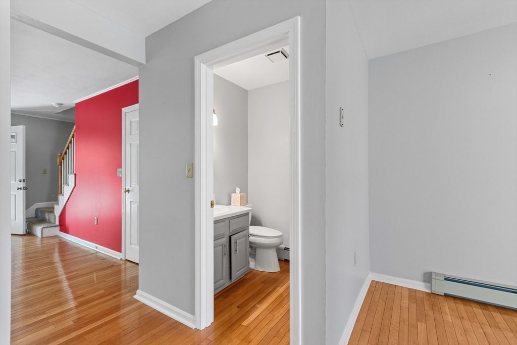 2 bed, 1 bath apartment for rent at 19 W Main Unit 14, Merrimac — photo 16 of 25