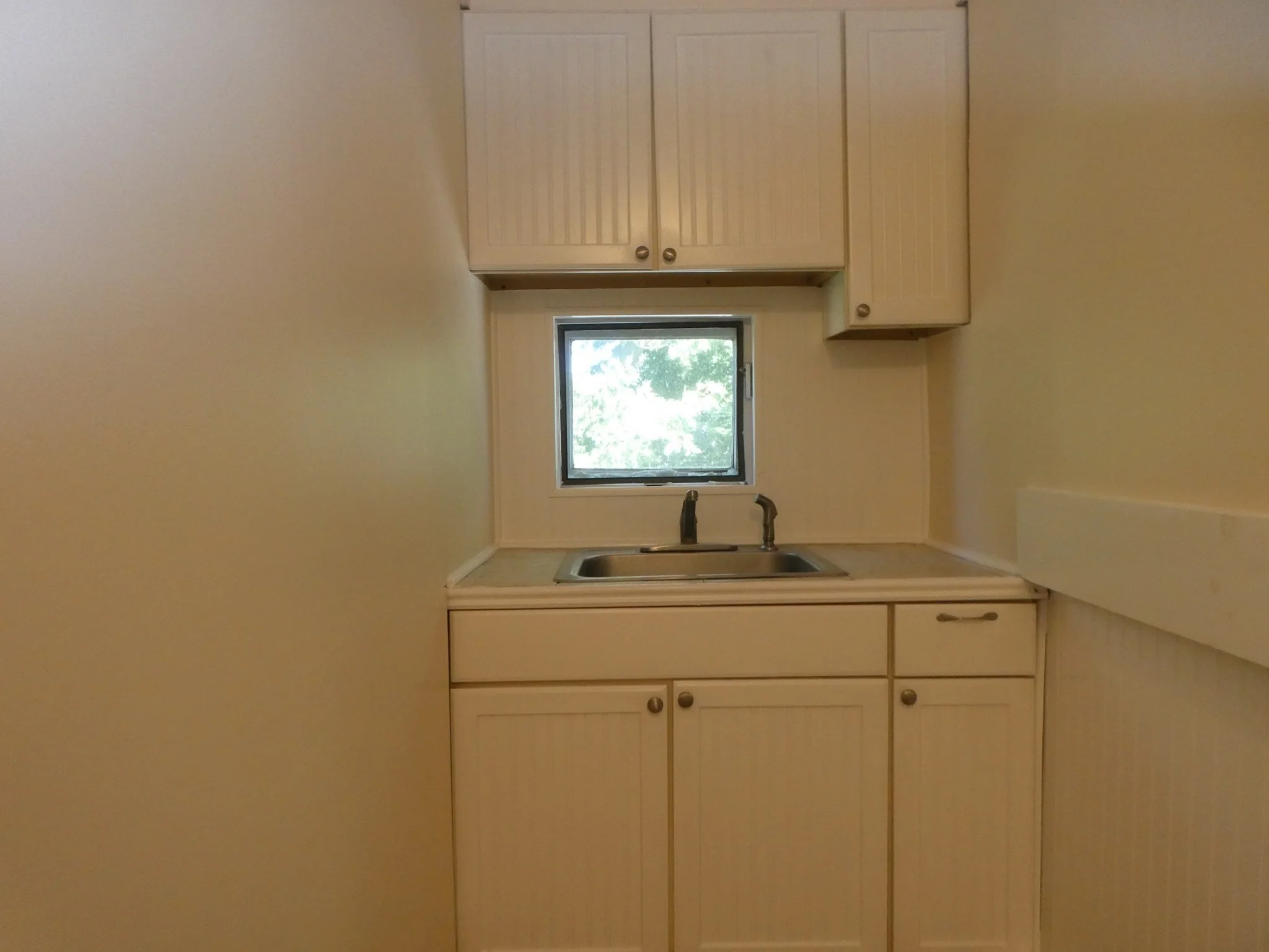1 bed, 1 bath apartment for rent at 19 Wareham Street, Unit 4, Middleboro — photo 9 of 12