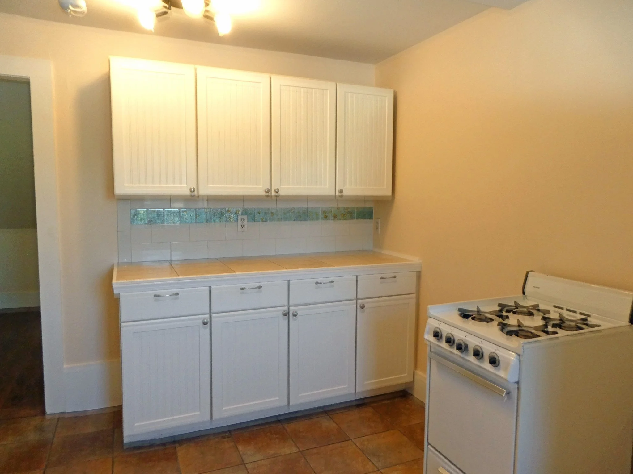 1 bed, 1 bath apartment for rent at 19 Wareham Street, Unit 4, Middleboro — photo 7 of 12