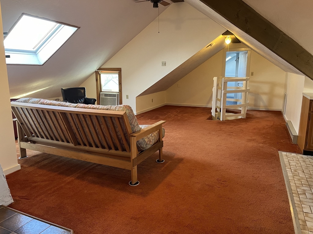 1 bed, 1 bath apartment for rent at 19 Washington Unit 3, Beverly — photo 5 of 11