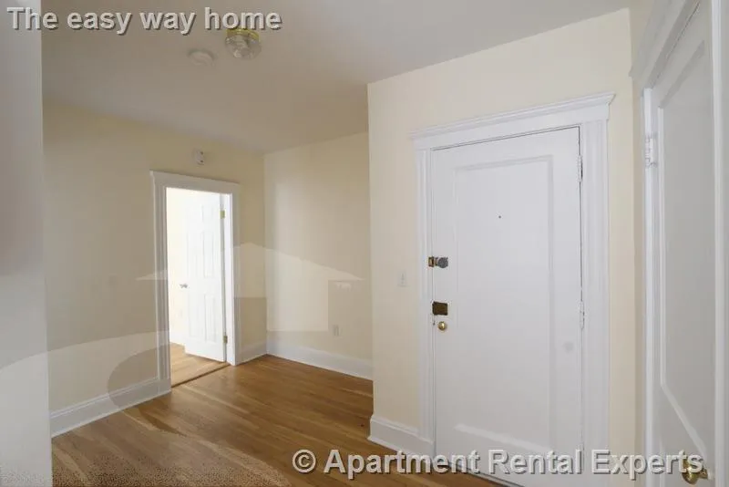 Studio bed, 1 bath apartment for rent at 19 Wendell St Unit 1, Harvard Square — photo 7 of 10