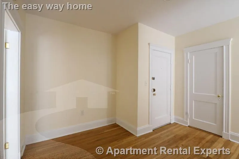 Studio bed, 1 bath apartment for rent at 19 Wendell St Unit 1, Harvard Square — photo 10 of 10