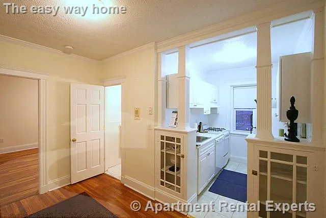 1 bed, 1 bath apartment for rent at 19 Wendell St Unit 15, Harvard Square — photo 5 of 9