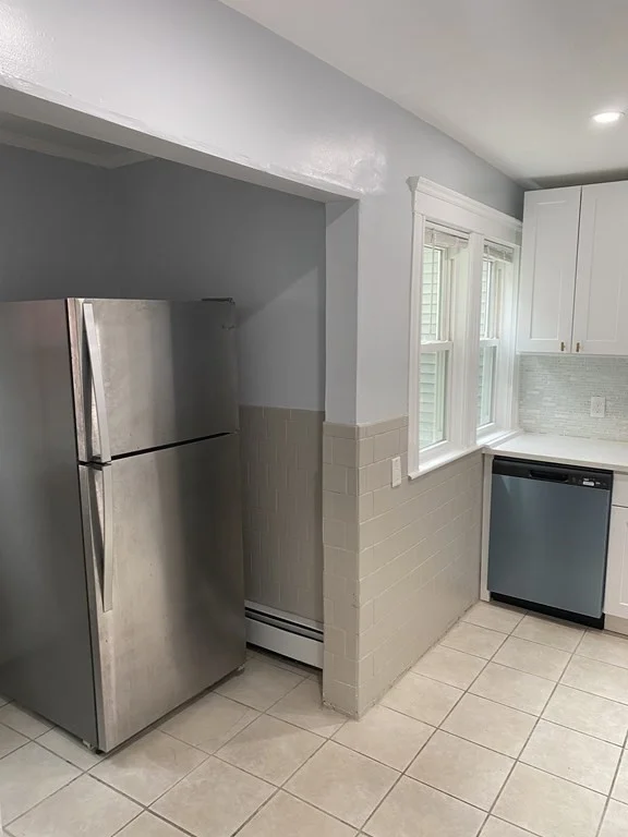 3 bed, 1 bath apartment for rent at 19 Whittemore St Unit 19, Medford — photo 5 of 18
