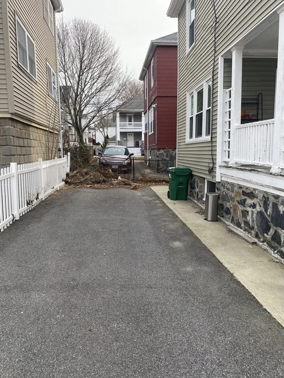 3 bed, 1 bath apartment for rent at 19 Whittemore St Unit 19, Medford — photo 2 of 18