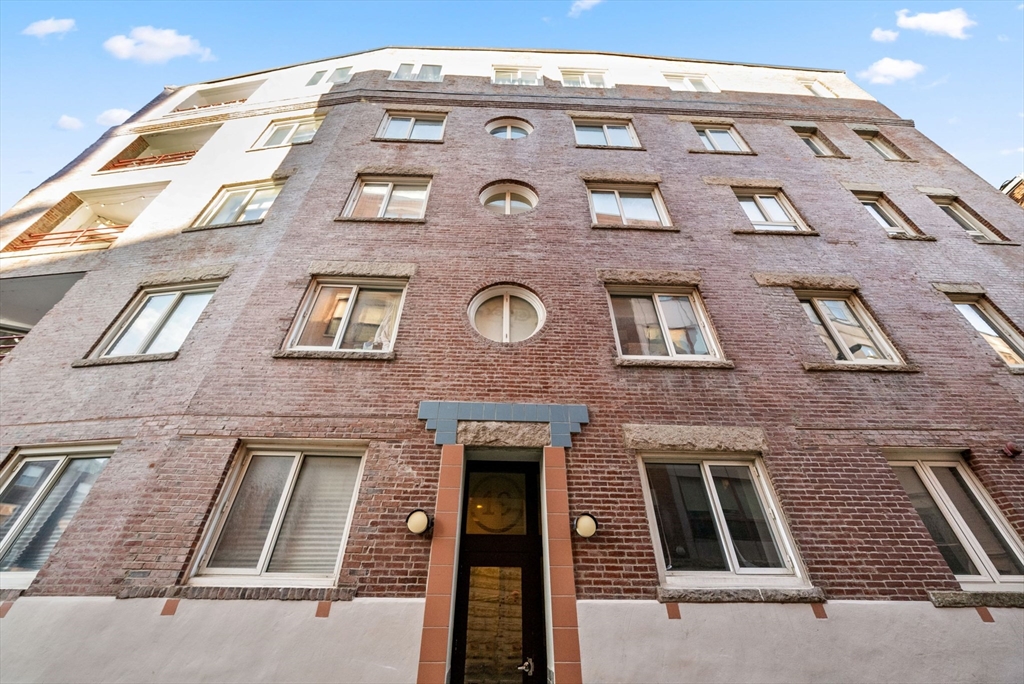 1 bed, 1 bath apartment for rent at 19 Wiget St Unit 201, North End — photo 20 of 20