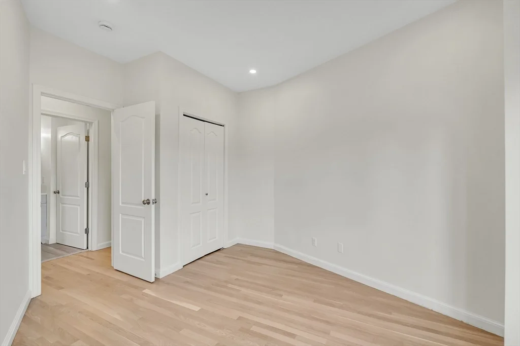 2 bed, 1 bath apartment for rent at 19 Wiget St Unit 505, North End — photo 15 of 23