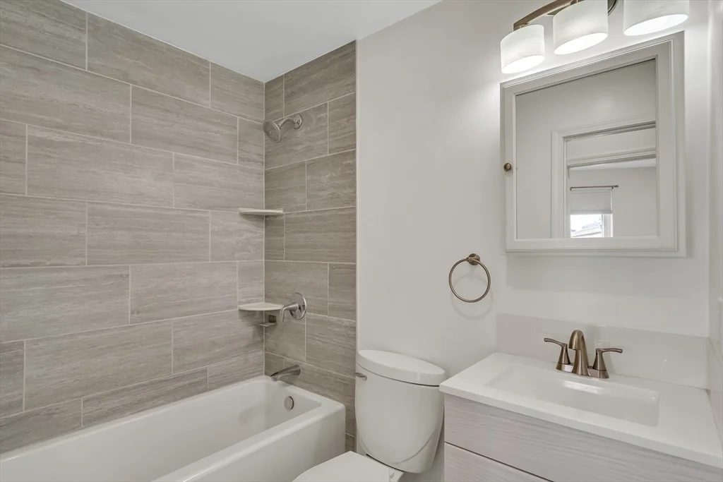 2 bed, 1 bath apartment for rent at 19 Wiget St Unit 505, North End — photo 11 of 23
