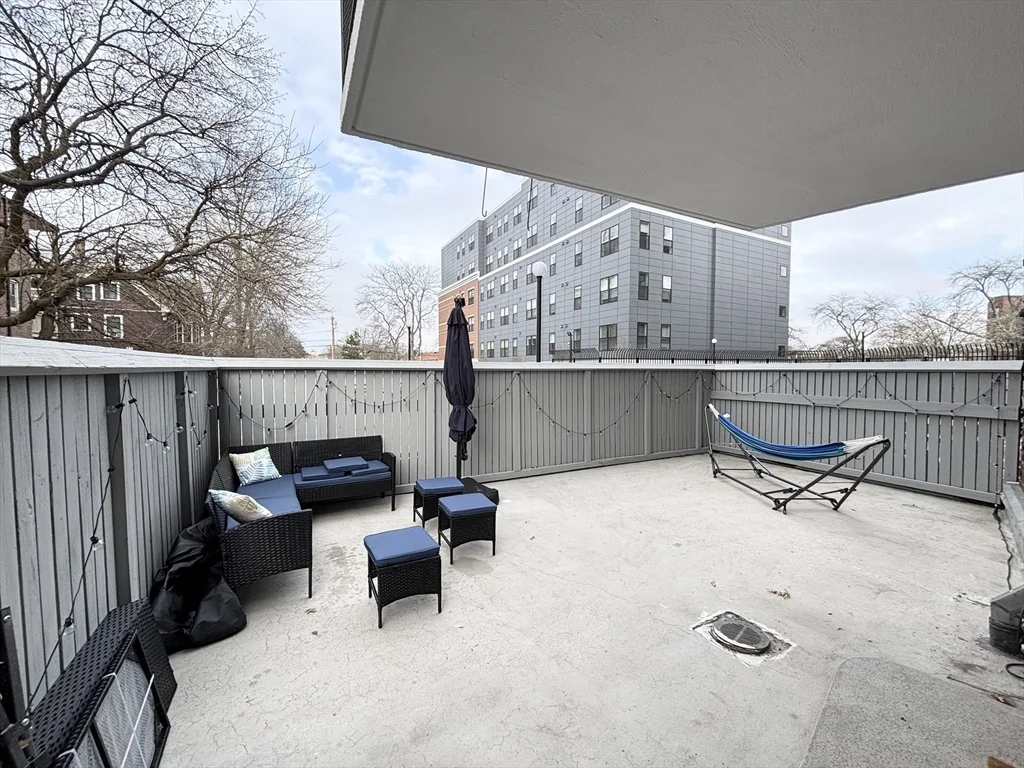 1 bed, 1 bath apartment for rent at 19 Winchester St Unit 102, Coolidge Corner — photo 4 of 17