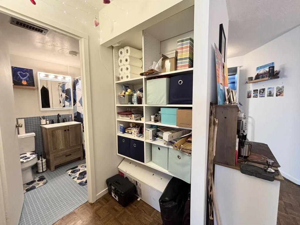 1 bed, 1 bath apartment for rent at 19 Winchester St Unit 102, Coolidge Corner — photo 10 of 17