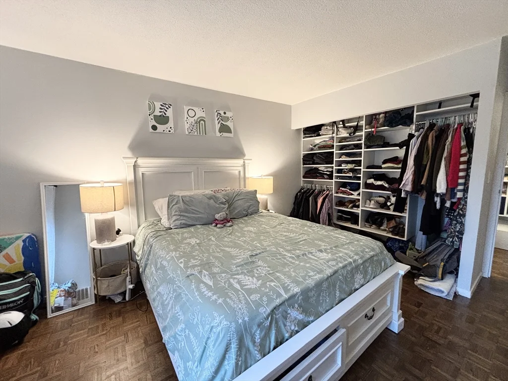 1 bed, 1 bath apartment for rent at 19 Winchester St Unit 102, Coolidge Corner — photo 8 of 17