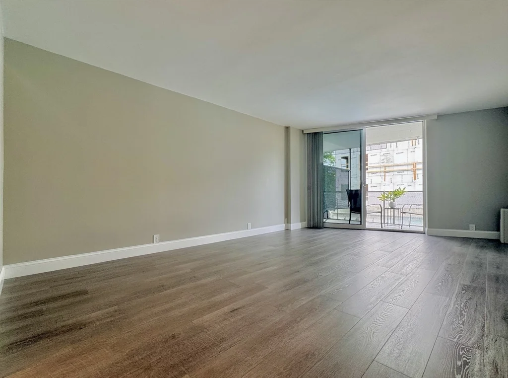 1 bed, 1 bath apartment for rent at 19 Winchester St Unit 210, Coolidge Corner — photo 8 of 15