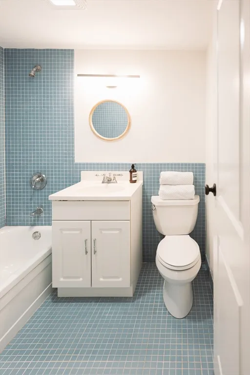 1 bed, 1 bath apartment for rent at 19 Winchester St Unit 301, North Brookline — photo 14 of 19