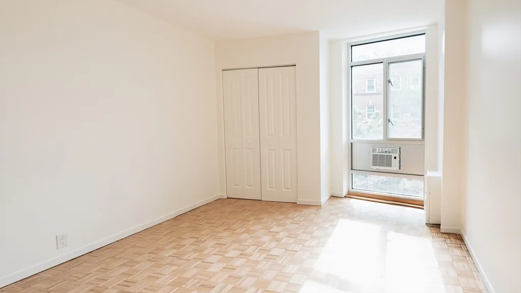 1 bed, 1 bath apartment for rent at 19 Winchester St Unit 301, North Brookline — photo 6 of 19