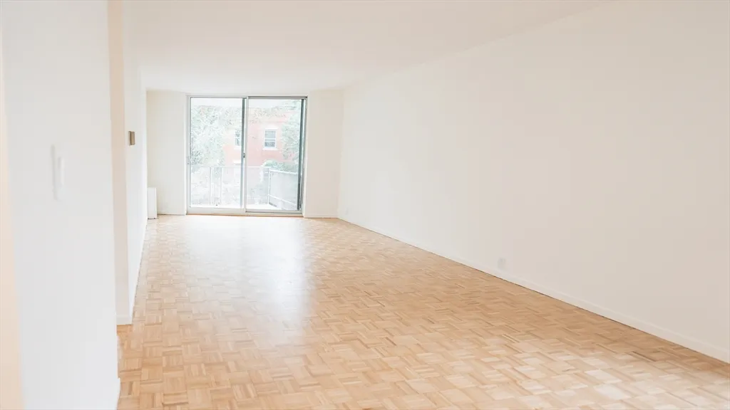 1 bed, 1 bath apartment for rent at 19 Winchester St Unit 301, North Brookline — photo 8 of 19