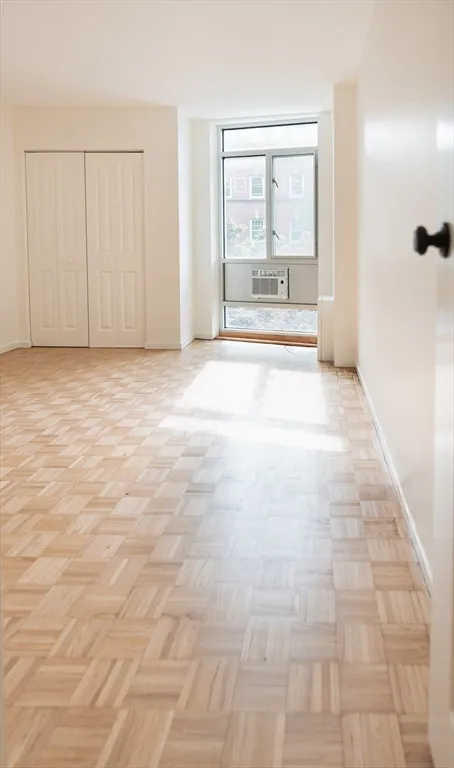 1 bed, 1 bath apartment for rent at 19 Winchester St Unit 301, North Brookline