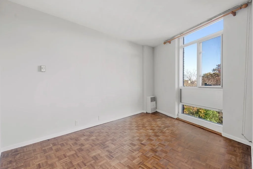1 bed, 1 bath apartment for rent at 19 Winchester St Unit 508, Coolidge Corner — photo 3 of 12