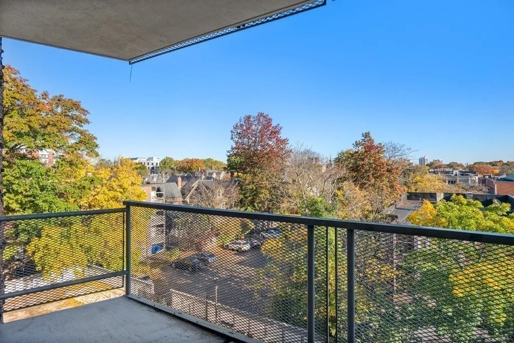1 bed, 1 bath apartment for rent at 19 Winchester St Unit 508, Coolidge Corner — photo 9 of 12