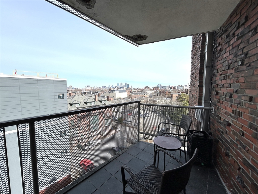 1 bed, 1 bath apartment for rent at 19 Winchester St Unit 710, Coolidge Corner — photo 13 of 19