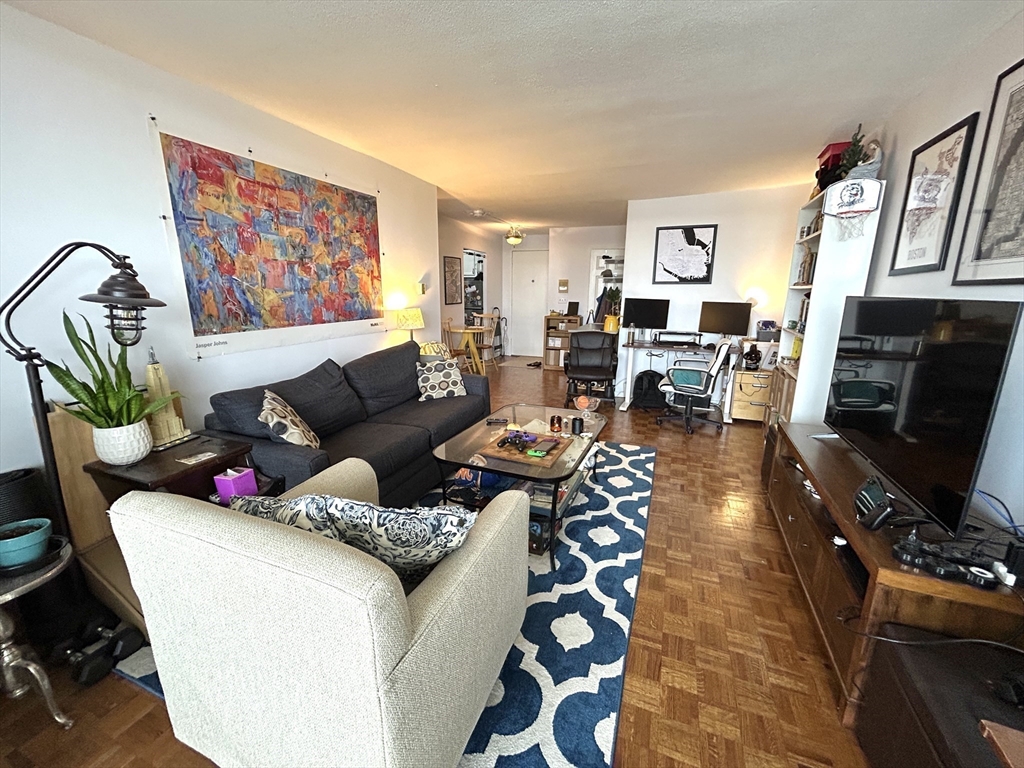 1 bed, 1 bath apartment for rent at 19 Winchester St Unit 710, Coolidge Corner — photo 5 of 19