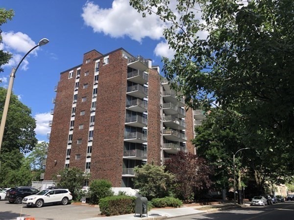 1 bed, 1 bath apartment for rent at 19 Winchester St Unit 710, Coolidge Corner