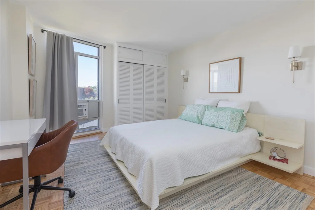 1 bed, 1 bath apartment for rent at 19 Winchester St Unit 711, Coolidge Corner — photo 10 of 24