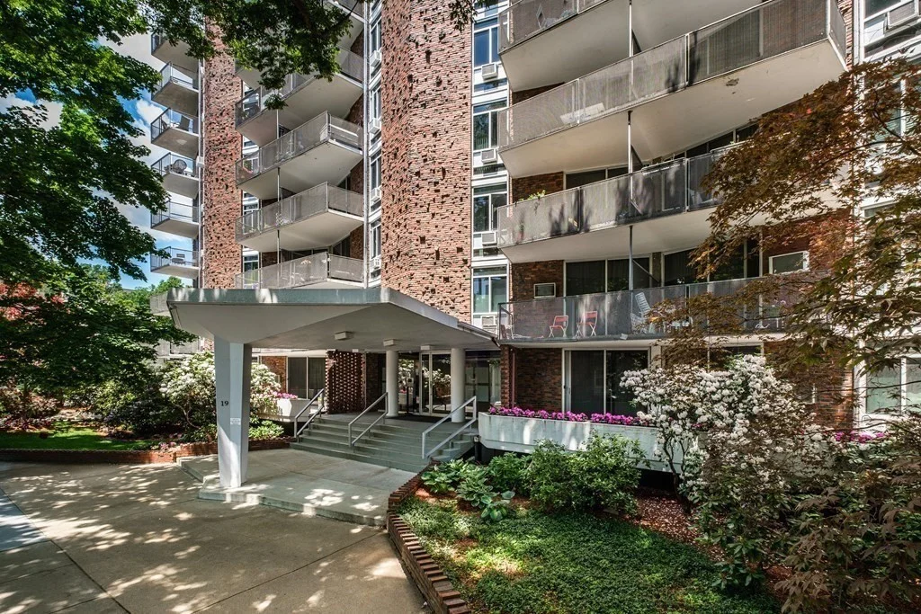 1 bed, 1 bath apartment for rent at 19 Winchester St Unit 801, Coolidge Corner — photo 18 of 20