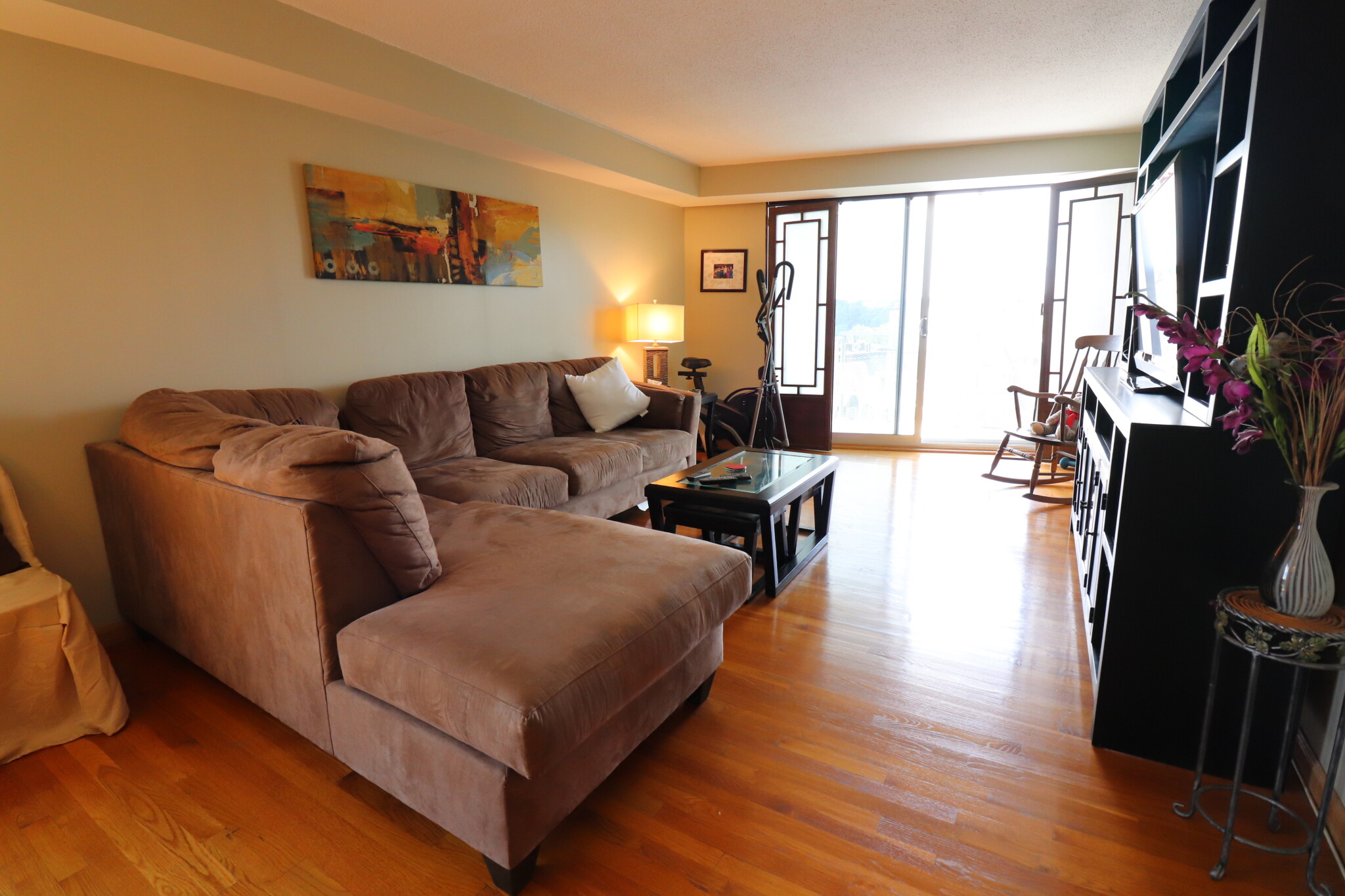 1 bed, 1 bath apartment for rent at 19 Winchester St Unit 811, North Brookline — photo 2 of 13
