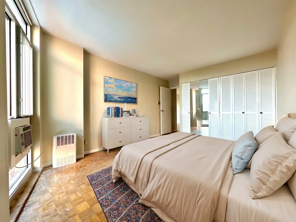 1 bed, 1 bath apartment for rent at 19 Winchester Unit 512, Coolidge Corner — photo 6 of 9