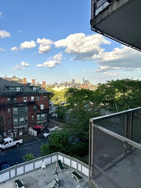 1 bed, 1 bath apartment for rent at 19 Winchester Unit 512, Coolidge Corner — photo 8 of 9