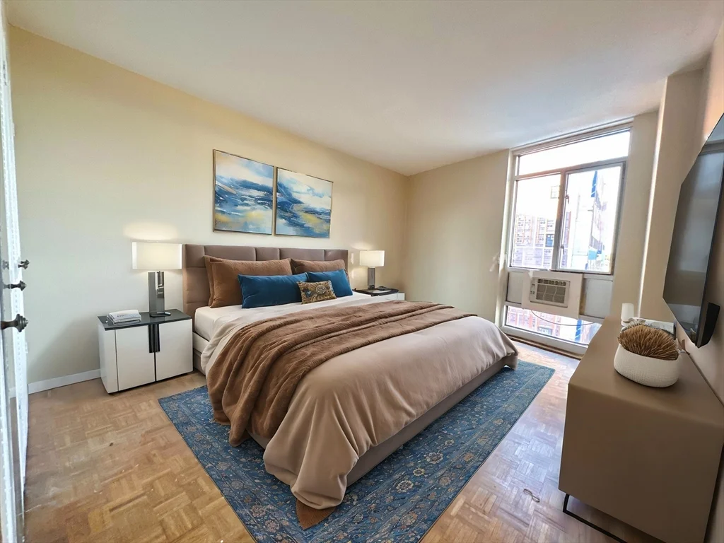 1 bed, 1 bath apartment for rent at 19 Winchester Unit 512, Coolidge Corner — photo 5 of 9