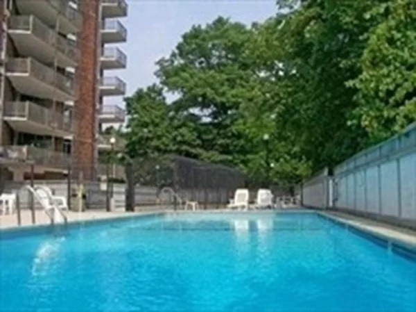 1 bed, 1 bath apartment for rent at 19 Winchester Unit 809, Coolidge Corner — photo 15 of 17