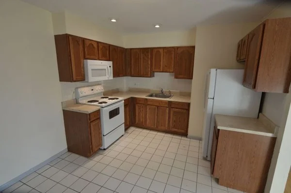 2 bed, 1 bath apartment for rent at 19 Winter St Unit 1, Dorchester