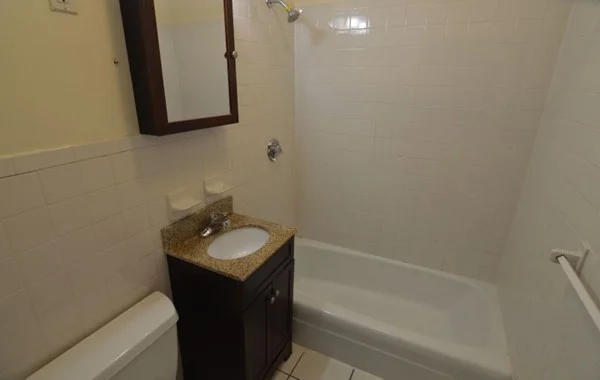 2 bed, 1 bath apartment for rent at 19 Winter St Unit 1, Dorchester — photo 6 of 6