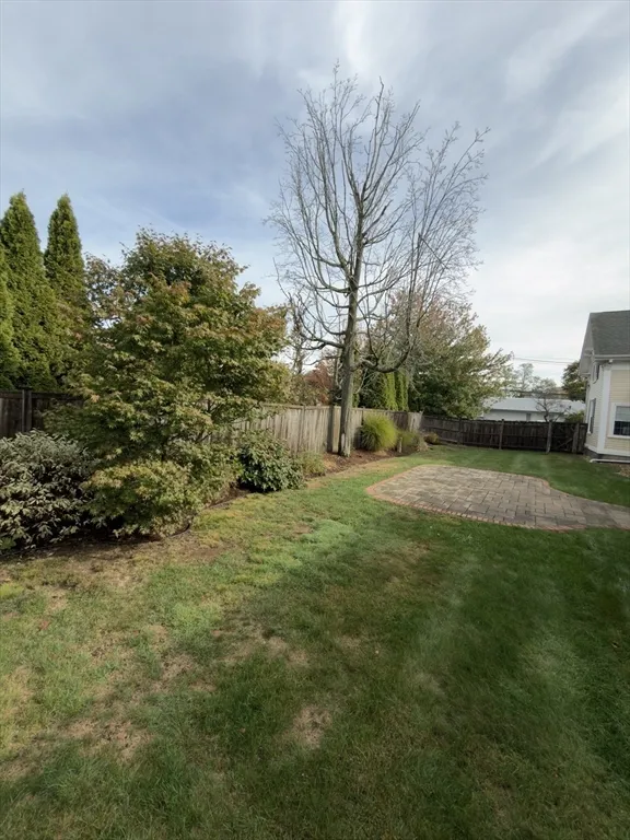 3 bed, 1 bath apartment for rent at 19 Winter St Unit 1, Framingham — photo 13 of 14
