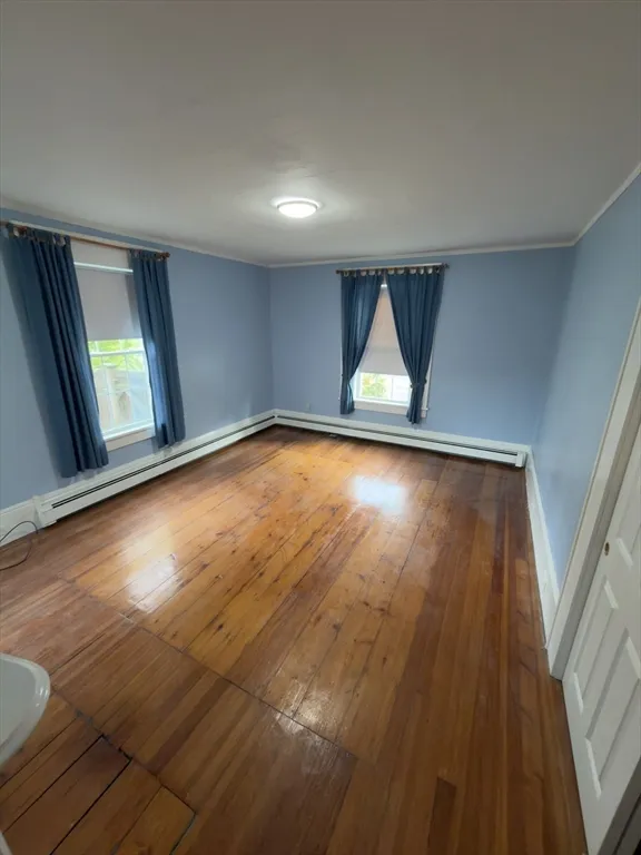3 bed, 1 bath apartment for rent at 19 Winter St Unit 1, Framingham — photo 6 of 14