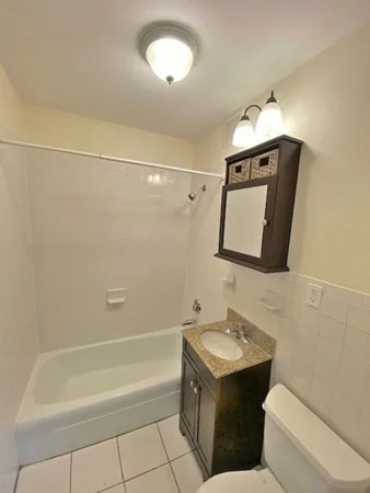 2 bed, 1 bath apartment for rent at 19 Winter St Unit 14, Dorchester — photo 6 of 16