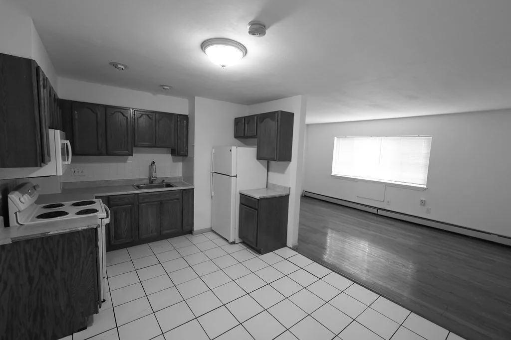 2 bed, 1 bath apartment for rent at 19 Winter St Unit 7, Dorchester — photo 2 of 8