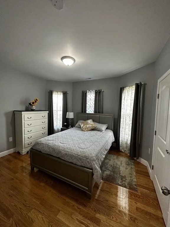 3 bed, 2 bath apartment for rent at 19 Woodville St Unit 1, Roxbury — photo 2 of 5