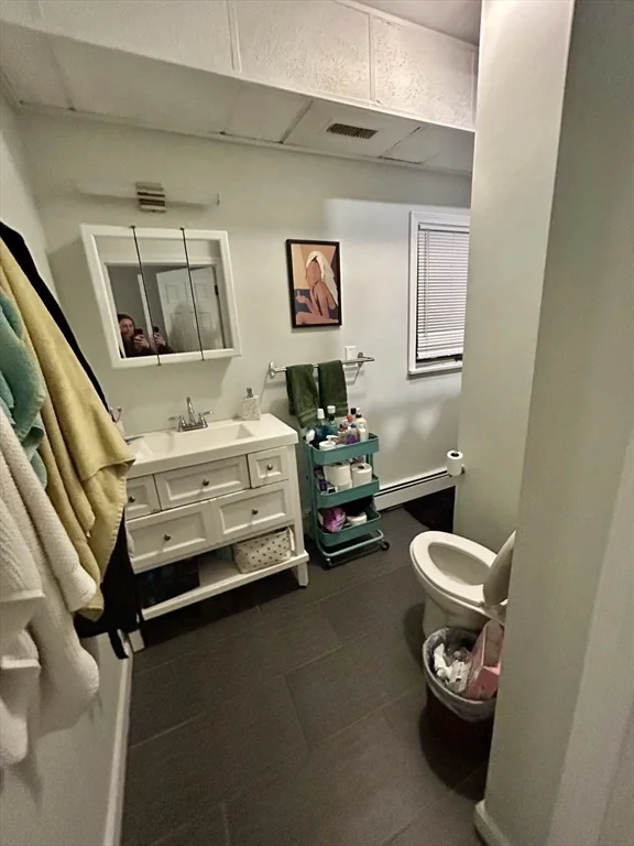 4 bed, 2 bath apartment for rent at 190 Emerson St Unit 1, South Boston — photo 32 of 32