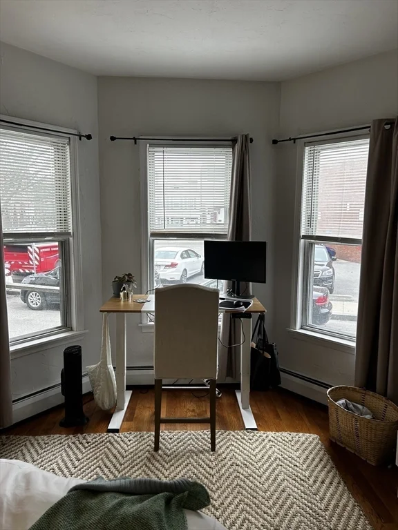 4 bed, 2 bath apartment for rent at 190 Emerson St Unit 1, South Boston — photo 15 of 32