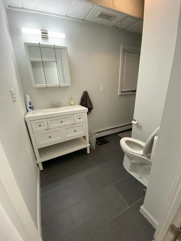4 bed, 2 bath apartment for rent at 190 Emerson St Unit 1, South Boston — photo 25 of 32