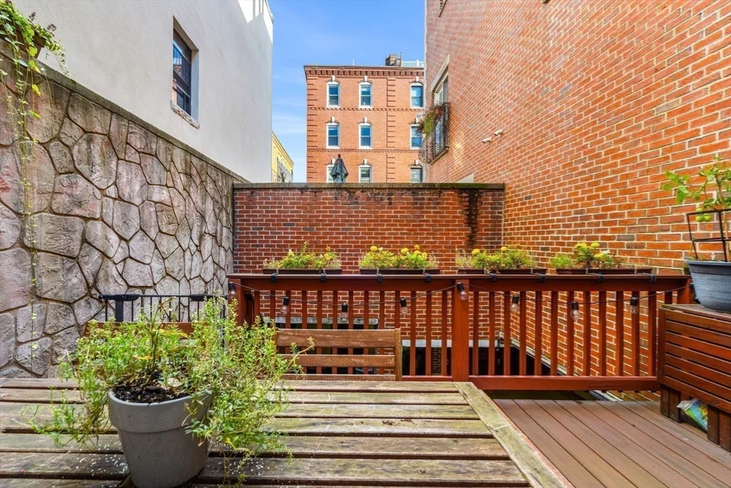 2 bed, 2 bath apartment for rent at 190 Endicott St Unit 0, North End — photo 27 of 30