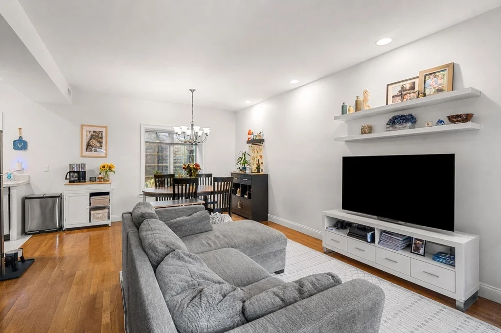 2 bed, 2 bath apartment for rent at 190 Endicott St Unit 0, North End — photo 6 of 30