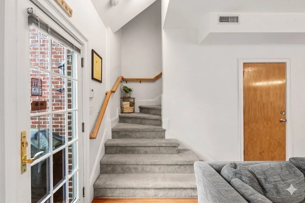 2 bed, 2 bath apartment for rent at 190 Endicott St Unit 0, North End — photo 9 of 30